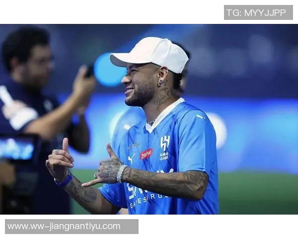 拉波尔塔重返诺坎普感慨历史性时刻期待球队胜利