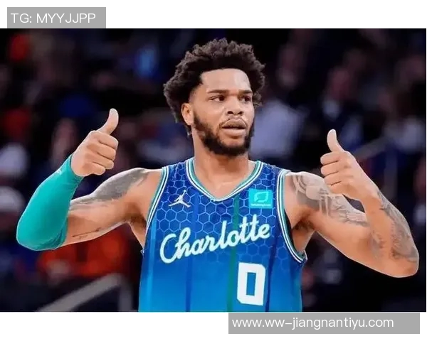 斯玛特今日表现出色教会黄蜂年轻球员防守的真谛 斯玛特今日表现出色教会黄蜂年轻球员防守的真谛