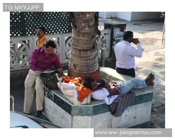 3J近期表现惊艳场均295分8板4帽助力球队胜利 3J近期表现惊艳场均295分8板4帽助力球队胜利