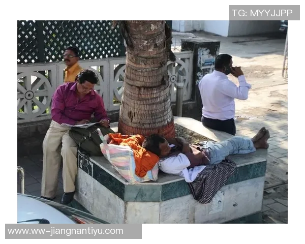 3J近期表现惊艳场均295分8板4帽助力球队胜利 3J近期表现惊艳场均295分8板4帽助力球队胜利