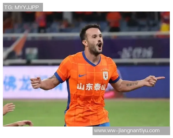 中超年度颁奖盛典揭晓瓦科荣膺最佳球员刘殿座获最佳门将拉莫斯当选最佳教练