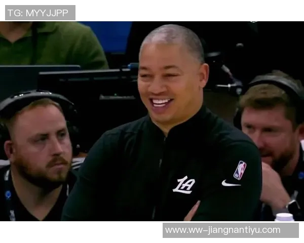 泰伦卢回应球队战绩不佳称对手更快更高大不认为我们软弱