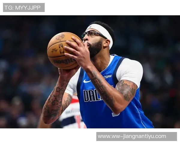 独行侠将继续考虑交易浓眉的可能性弗拉格成为球队长期标志性人物